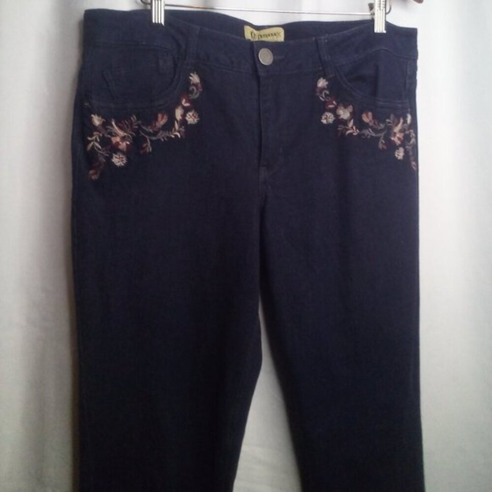 Democracy Jeans 16 Girlfriend Embroidery Flowers Blue